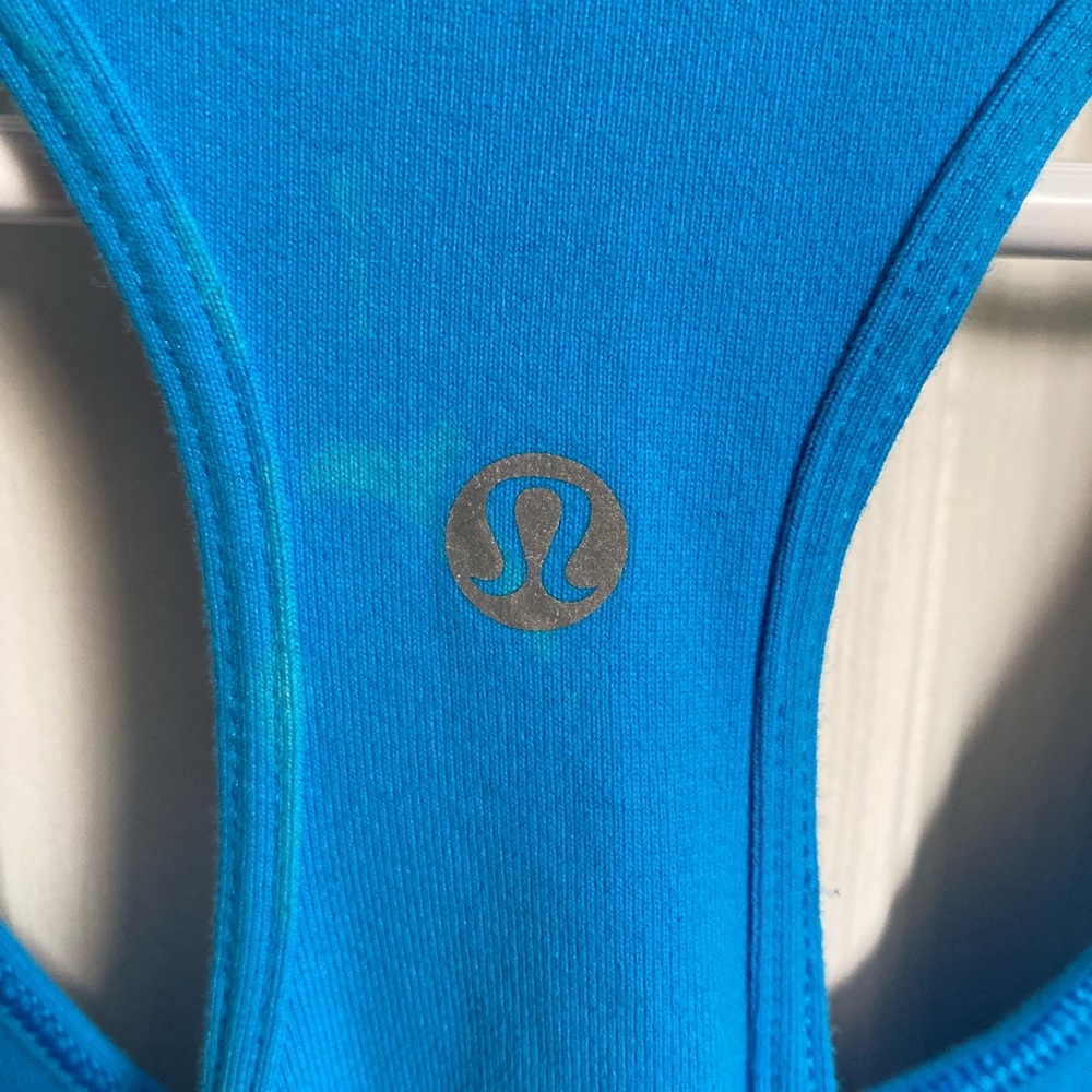 Lululemon | Racerback Blue Tank. Size 4. Defect - Picture 4 of 4